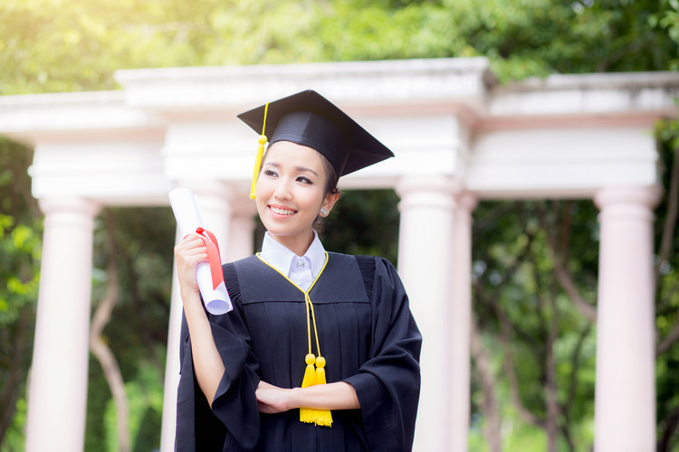 桐城中华职业学校的校园环境及师资力量