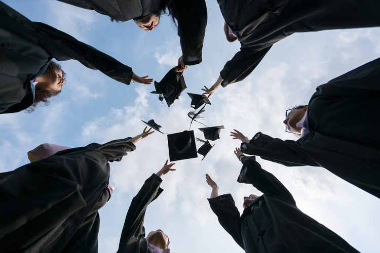 六安市巨人职业中专学校2025年秋季招生简章